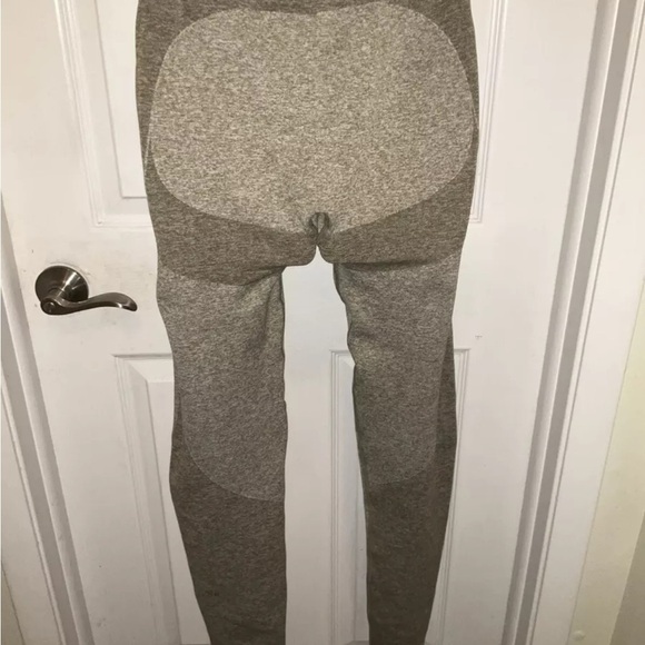 Gymshark Leggings Womens Small Gray Pants Gym Athletic Workout - Picture 2 of 7